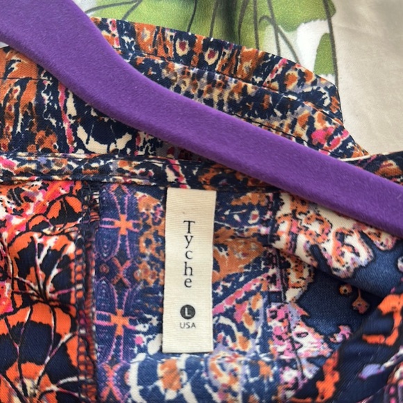 Multicolor Patterned Dress - Picture 2 of 3